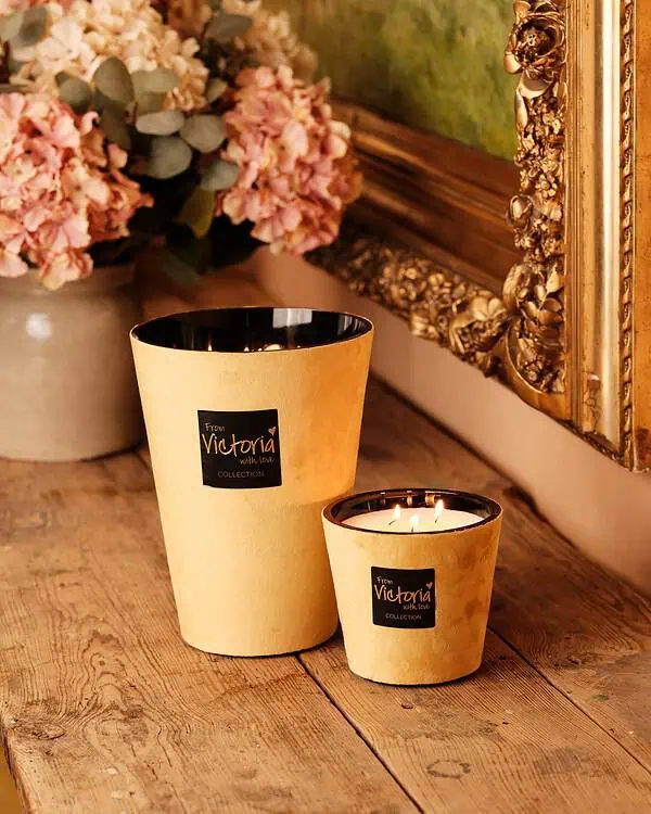 VELVET OCHRE